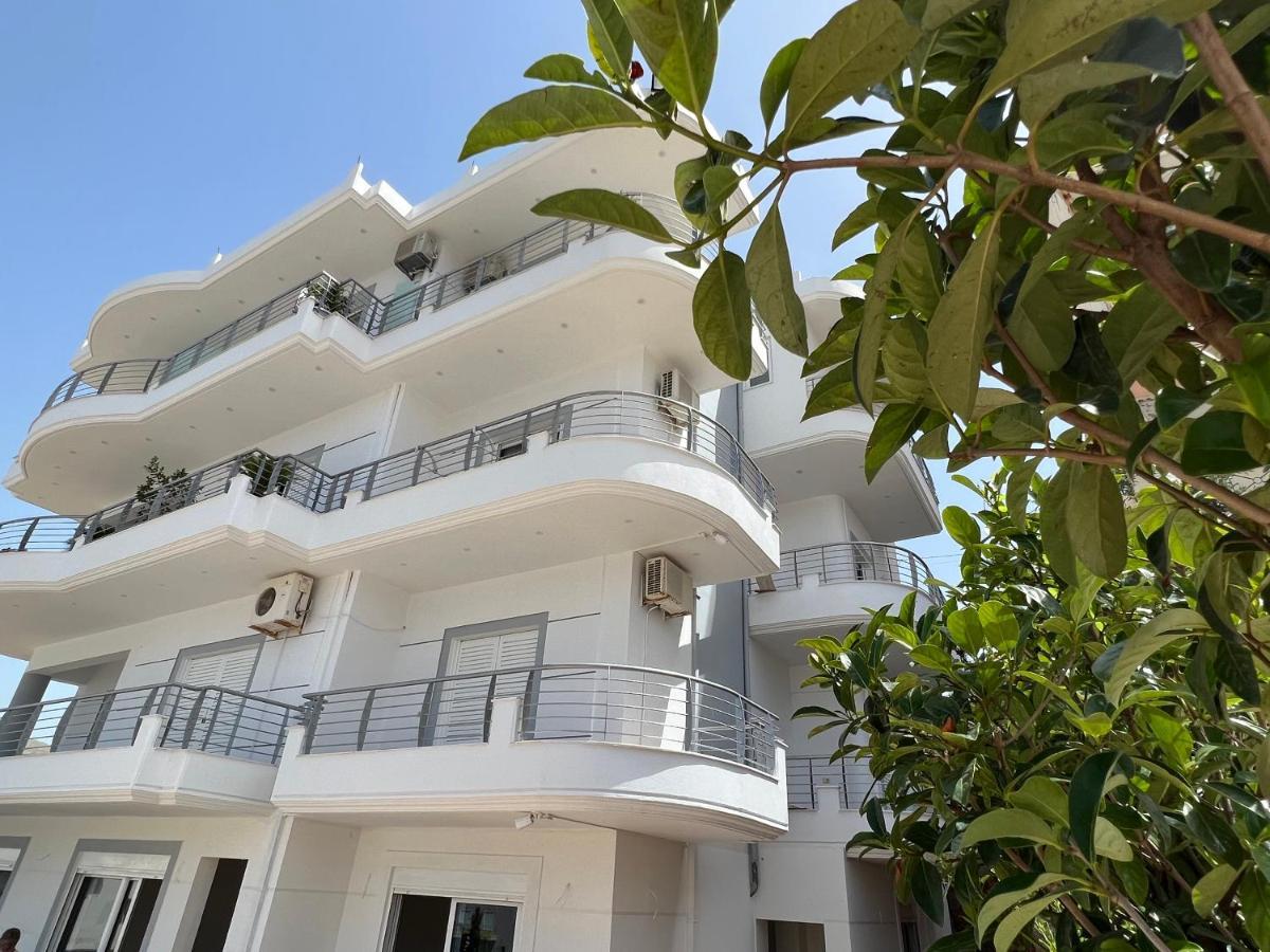 Dani'S Apartments Sarandë Buitenkant foto